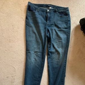 Jean’s women size 16. Style & Company